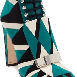 Meet your Posher, Margo